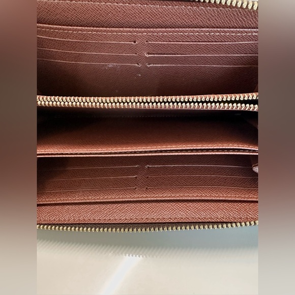 Louis Vuitton Monogram Zippy Wallet M41895 Fuchsia Round Zipper Long Women's - Picture 4 of 4